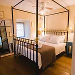 Holiday home Rustic Rose - Private Premium House