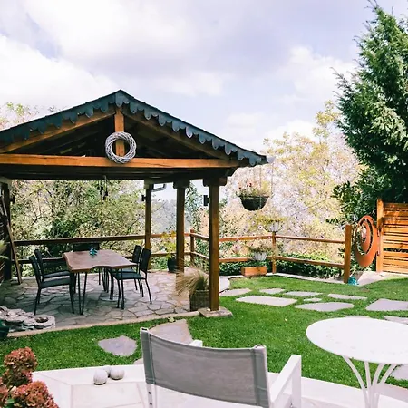 Rustic Rose - Private Premium House Τσαγκαράδα