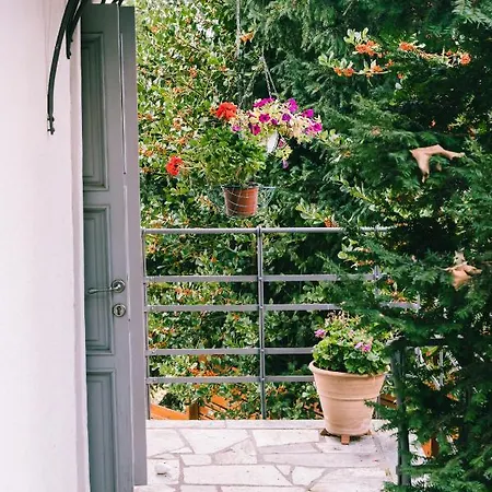 Rustic Rose - Private Premium House Σπίτι διακοπών