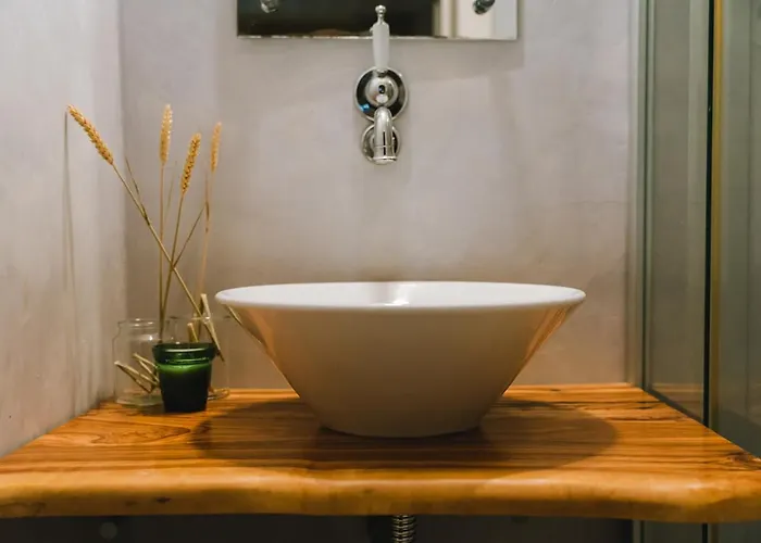 Rustic Rose - Private Premium House