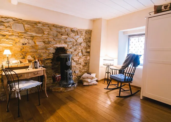 Rustic Rose - Private Premium House